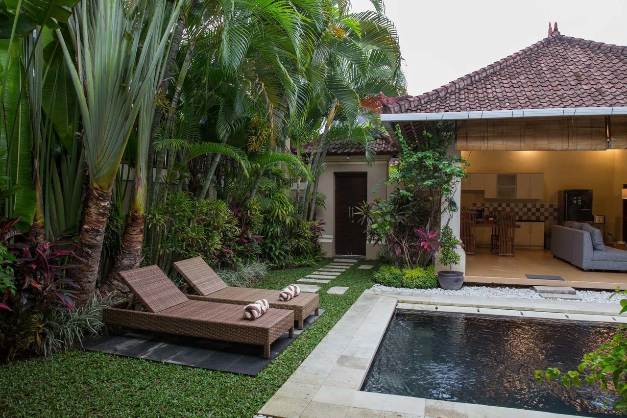 Villa Deshy Seminyak Exterior foto